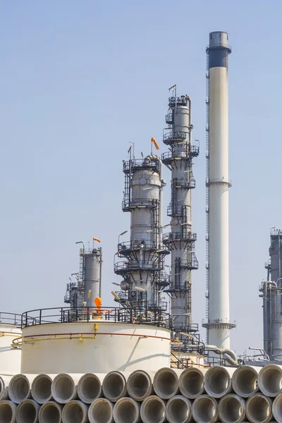 Нефтегазовый завод — стоковое фото
