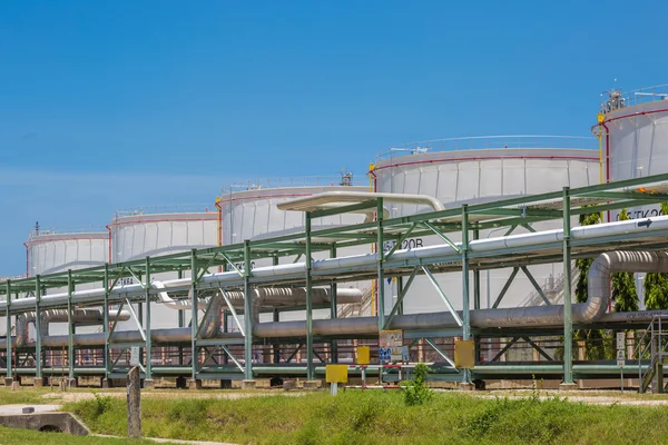 Tank container in industrial plant — Stock fotografie