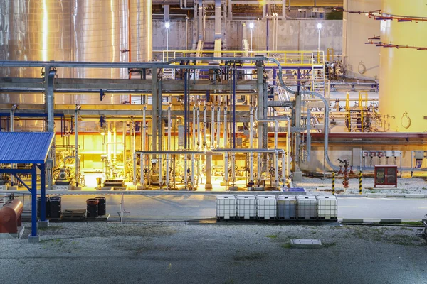 Chemical plant process area — Stockfoto