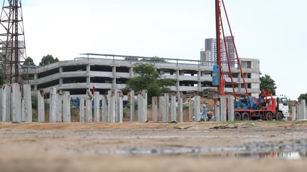 Fundação profunda na área de construção — Vídeo de Stock