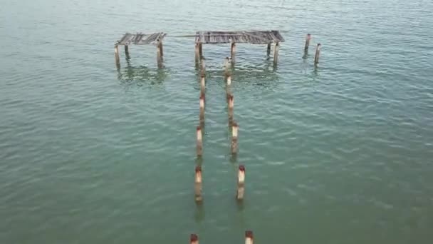 Avancez Vers Pont Bois Cassé Sur Mer Pont Abandonné — Video