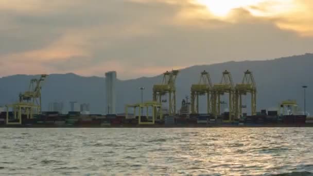 Butterworth Penang Malaysia Mar 2018 Timelapse Container Lastning Med Kran – Stock-video