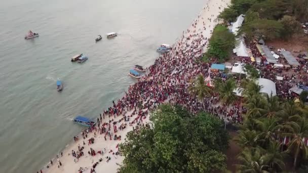 Apesar Coronavirus Covid Multidões Assistem Evento Religioso Hindu Masi Magam — Vídeo de Stock