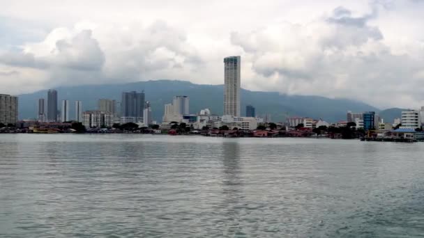 Ferry Verlaat Penang Island. POV — Stockvideo