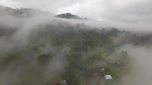 Vista Aérea Volar Sobre Ferrocarril Funicular Penang Hill — Vídeos de Stock