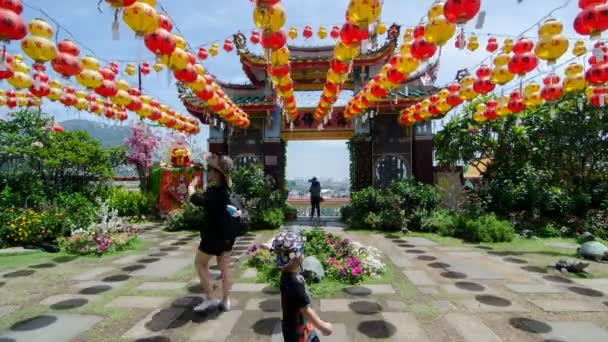 Lanterne Timelapse vue après-midi au temple Kek Lok Si — Video