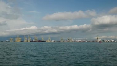 Butterworth, Malezya 'daki liman kargo konteynırı terminali..