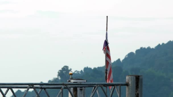 Beschädigte Malaysia-Flagge. — Stockvideo