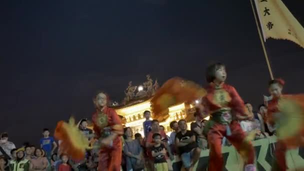Kinesisk dans. — Stockvideo