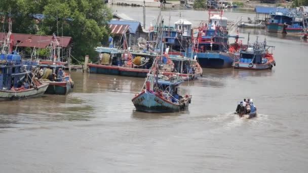 Sungai Perlis Perlis Malaysia Oct 2018 Boat Departure Another Boat — Video Stock