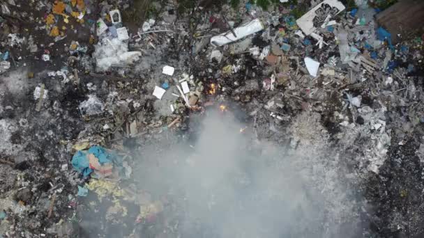 Descendo Olhar Para Baixo Queima Aberta Lixo Causar Poluição — Vídeo de Stock