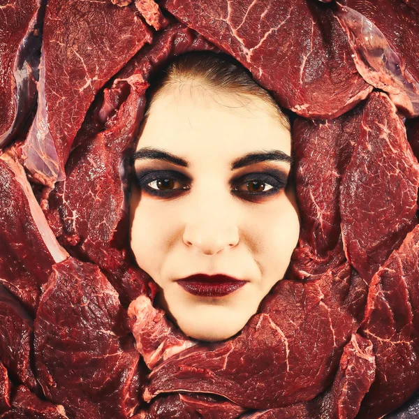 Woman and beef — Stock Photo, Image