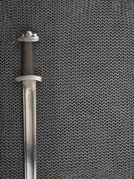 Armadura y espada medieval — Foto de Stock