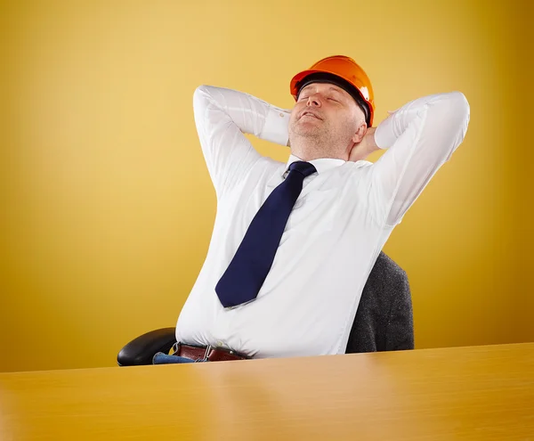 Ingeniero en oficina — Foto de Stock