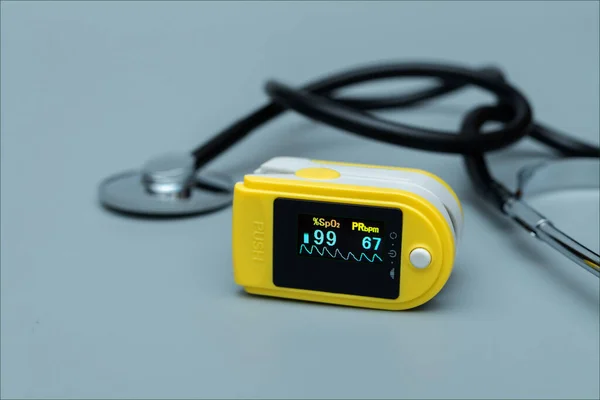 Osobní Ochranné Prostředky Proti Coronavirus Covid Oximeter — Stock fotografie