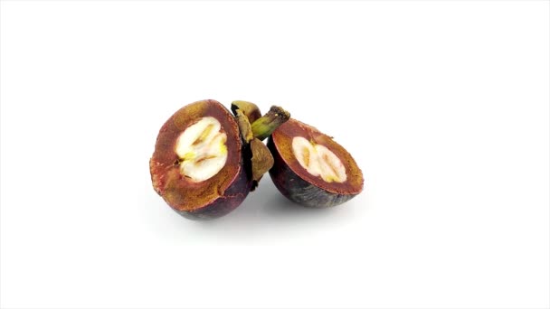 Frutas Del Mangostán Girando Sobre Fondo Blanco — Vídeos de Stock