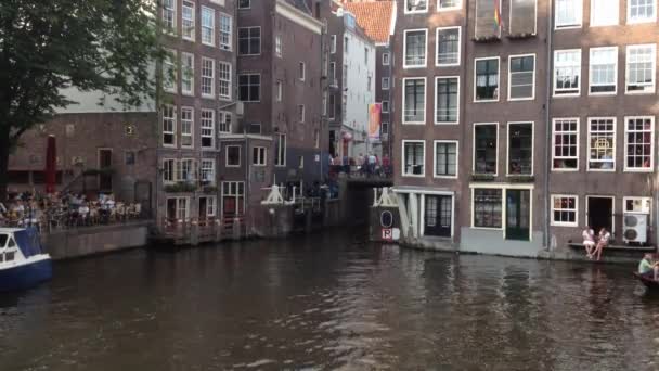 Pohled na amsterdamském kanále - Nizozemí — Stock video