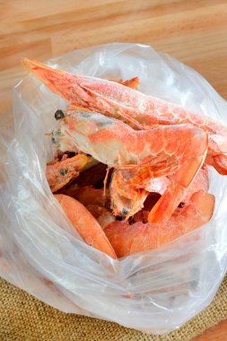 dondurulmuş karides