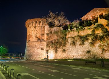 San Gimignano gece - İtalya