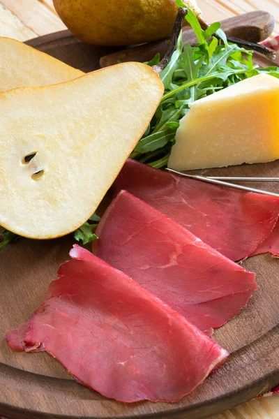 Bresaola appetizer — Stock Photo, Image