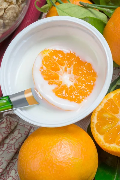 Yogurt with orange — Stock Photo, Image