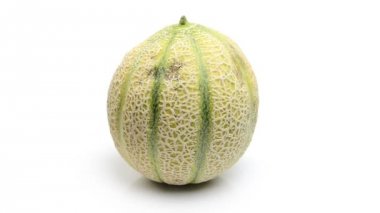 Cantalupo kavun beyaz arka plan üzerinde