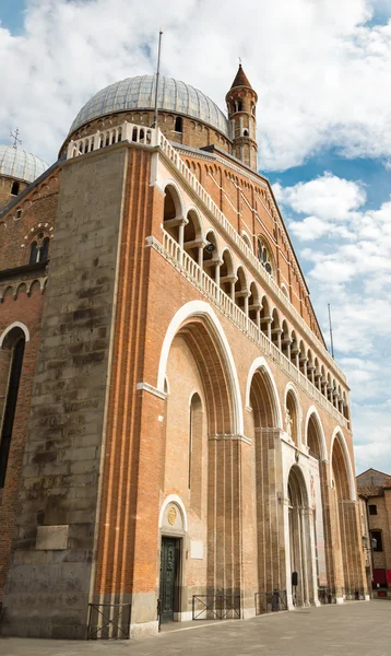 Basílica de San Antonio en Padua - Italia — Foto de Stock