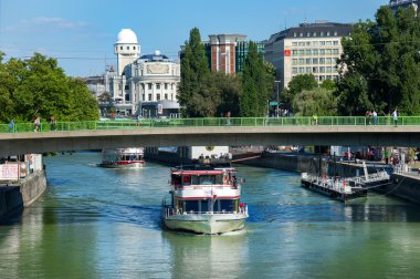 Tuna Nehri - Wien gemilerde