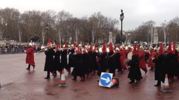 A mudança de guarda - Londres - Reino Unido — Vídeo de Stock