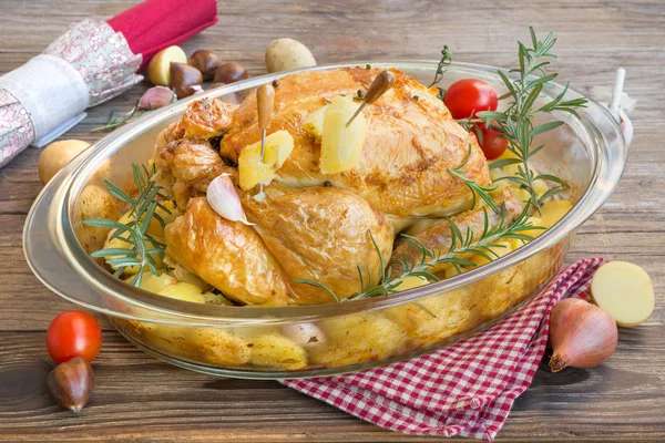 Roast chicken stuffed — Stock Photo, Image