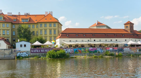 Vista de Praga desde el río Moldava - Pragua- República Checa —  Fotos de Stock