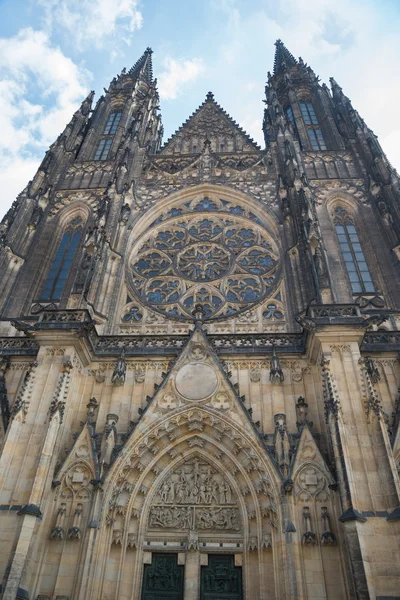 Exterior of the St.Vitus Cathedral in Prague — Stock Photo, Image