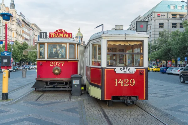Antique tram trasformed in bar - Prague — 图库照片