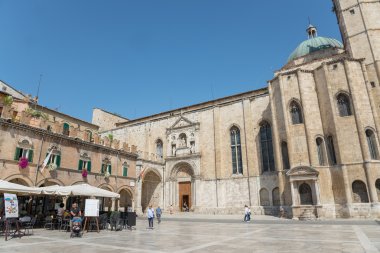 Ascoli - Halk Meydanı bu
