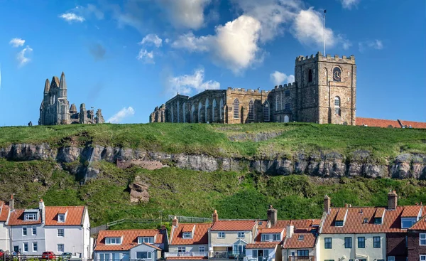 Whitby Abbey Desde Otro Lado Del Puerto Tomada Whitby Yorkshire —  Fotos de Stock