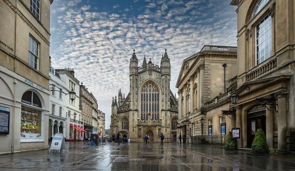 Bath Abbey Pump Rooms Wet Day Cloudy Blue Sky Bath — Φωτογραφία Αρχείου