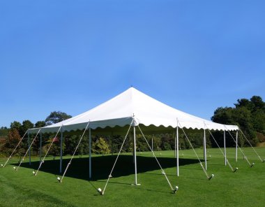 Beyaz etkinlik çadırı