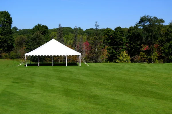 Witte gebeurtenissen tent — Stockfoto