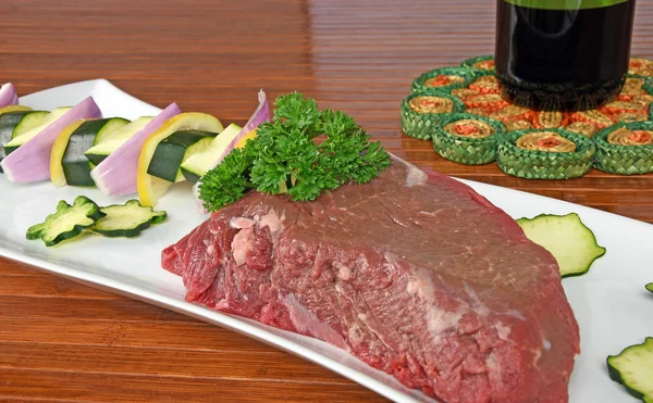 Raw Beef Tenderloin steak — Stock Photo, Image