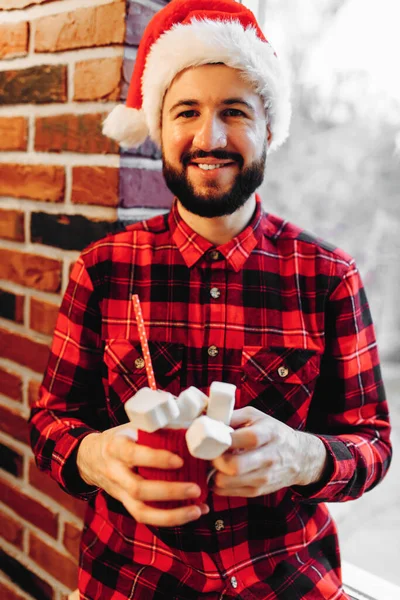 Portrait Happy Man Santa Claus Hat Cup Coffee His Hands — ストック写真