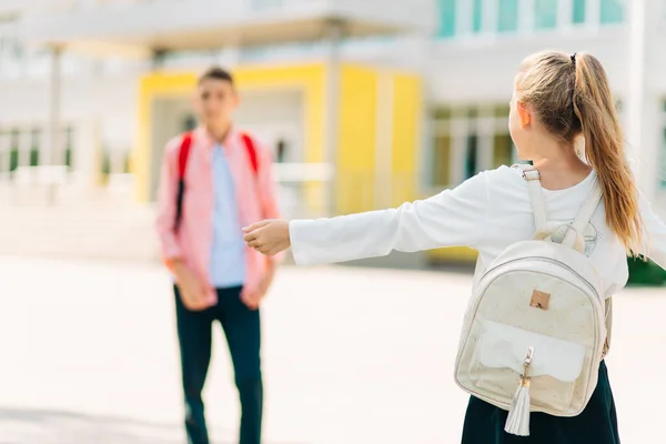 Retourne École Enfants Heureux Prêts Pour École Primaire Camarades Classe — Photo