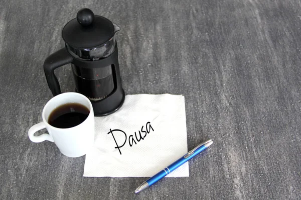 Taza Café Prensa Francia Servilleta Blanca Con Mensaje Pausa —  Fotos de Stock