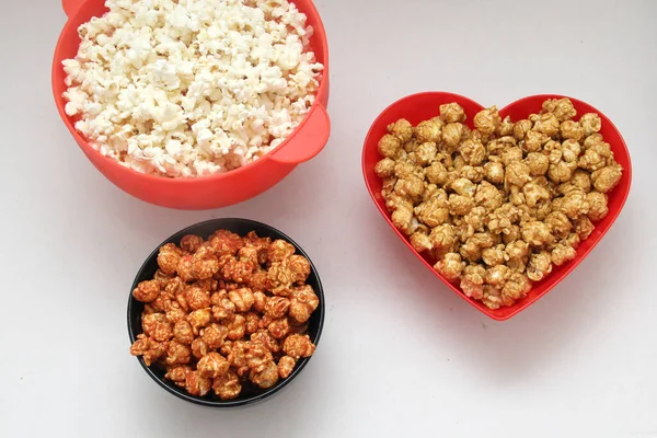 Popcorn Mit Geschmack Natürlich Mit Chili Und Karamell Verschiedene Snacks — Stockfoto