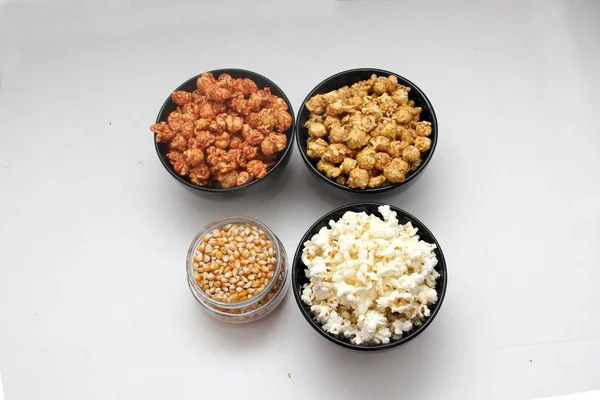 Popcorn Mit Geschmack Natürlich Mit Chili Und Karamell Verschiedene Snacks — Stockfoto