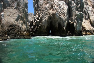 Cabo San Lucas Kemeri, Baja California Yarımadası 'ndaki Cortes Denizi' nde de dünyanın sonu olarak adlandırılır.
