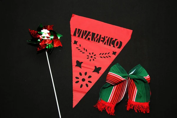 Tricolor Διακοσμητικά Στολίδια Για Μεξικάνικα Πάρτι Πράσινο Λευκό Και Κόκκινο — Φωτογραφία Αρχείου