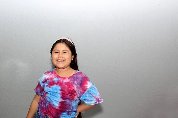 Anos Idade Menina Hispânica Com Muito Longo Cabelo Liso Preto — Fotografia de Stock