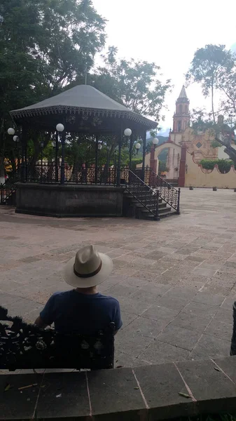 Latino Adult Man Hat Tourist Knowing Colonial Style Center Magical — Stock Photo, Image