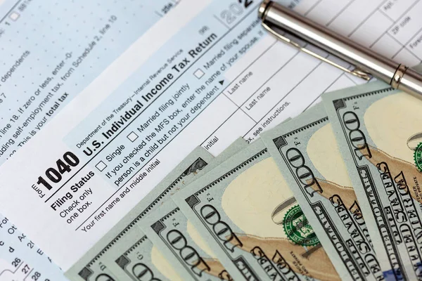 US federal income tax return form 1040.