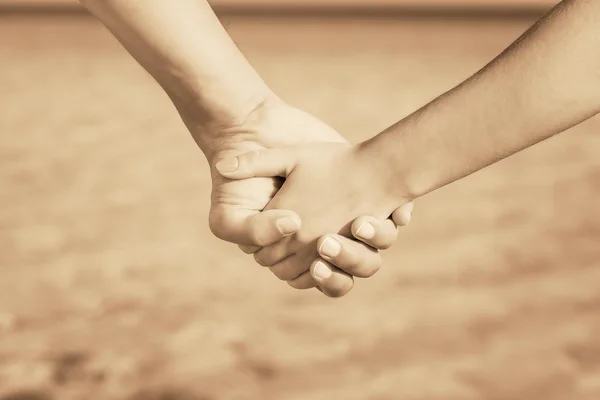 Two peoples hands — Stock Photo, Image